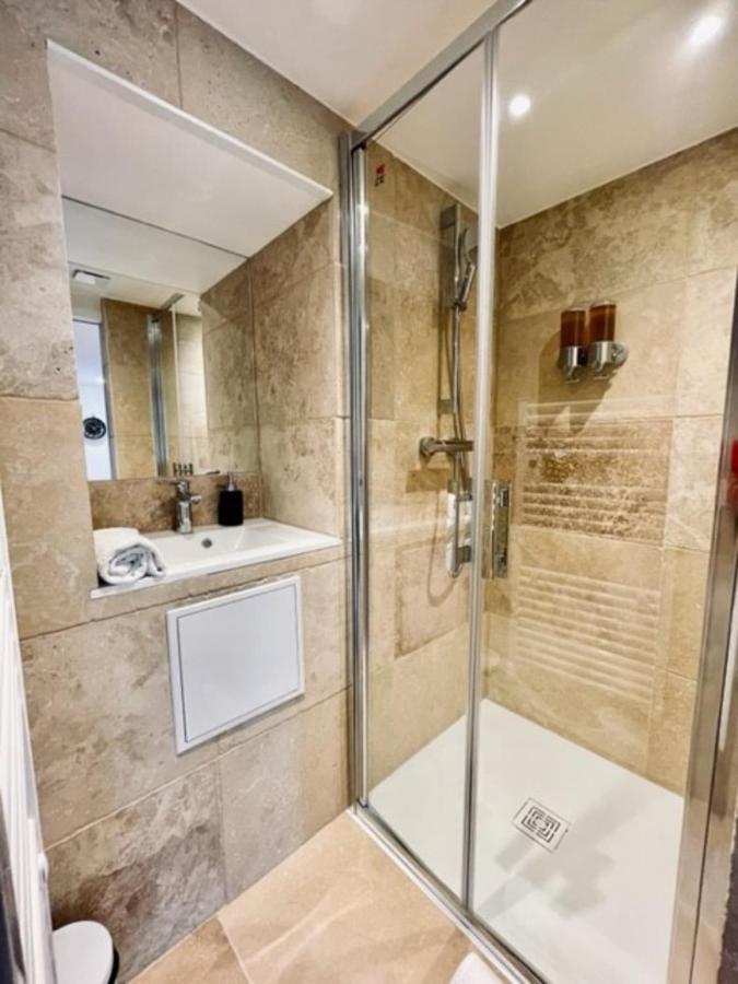 Ben Nevis Charming Studio In The Heart Of The Lively Life Of The Pre Carre Apartment Annecy Exterior photo